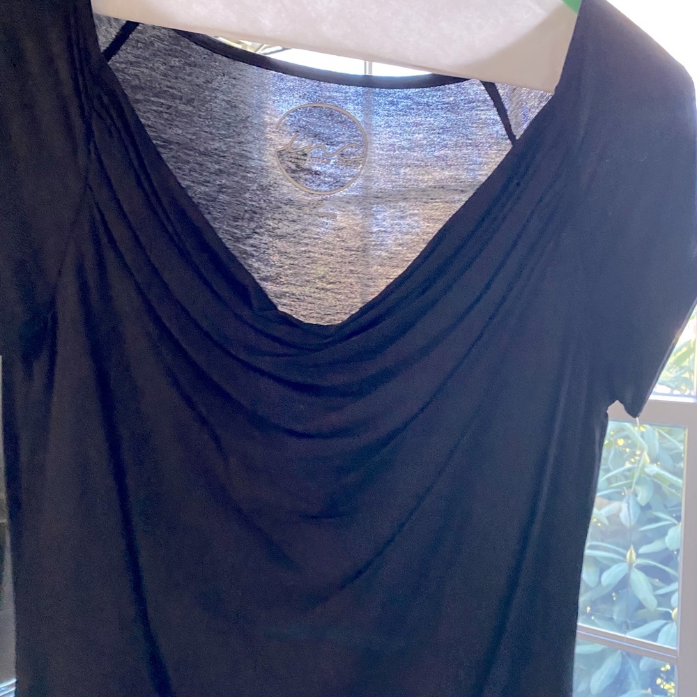 Black short sleeve top